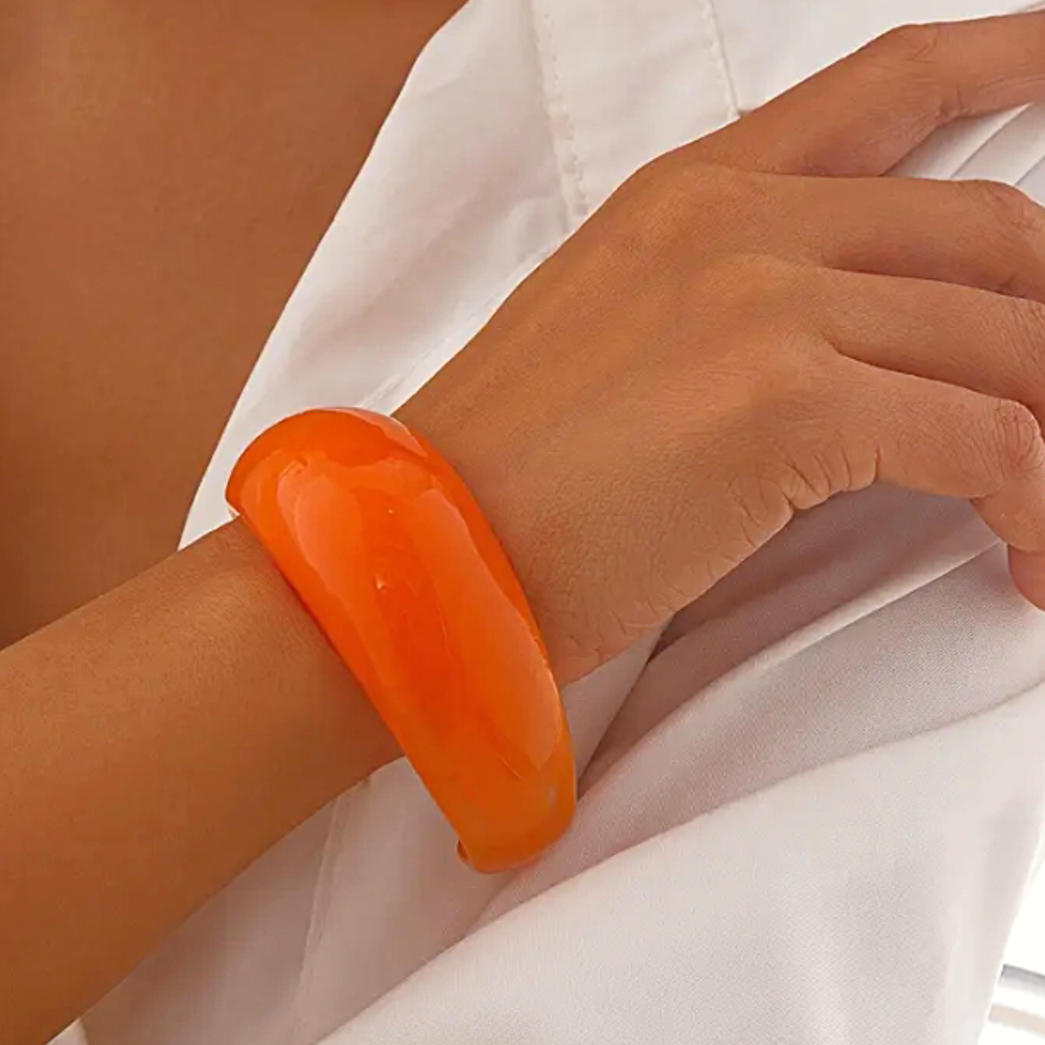 Vintage style Resin Cuff Bangle