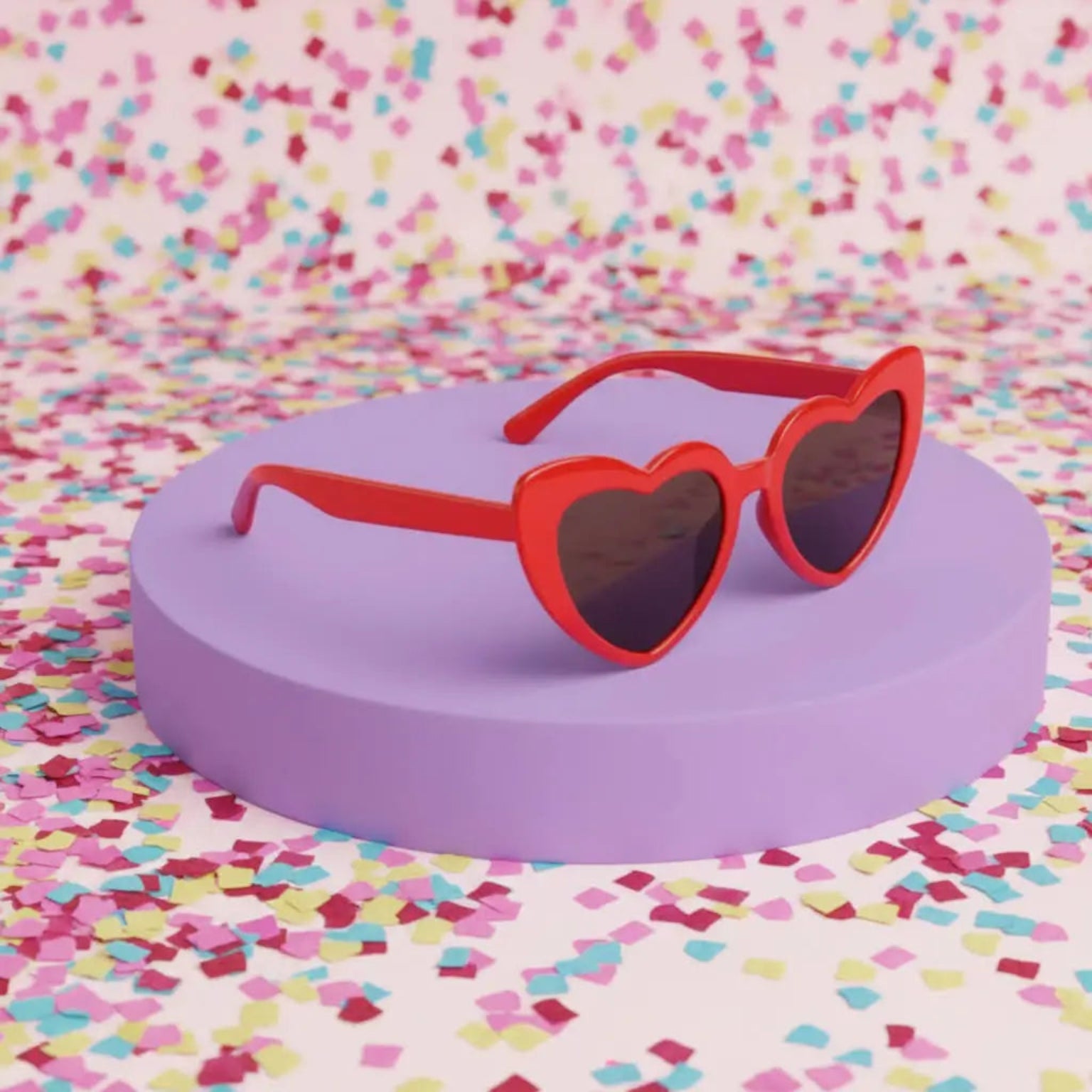 Red heartshaped sunglasses for parties 